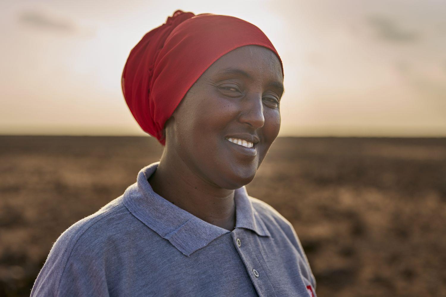 Amina Isako arbeitet als Wasseringenieurin.